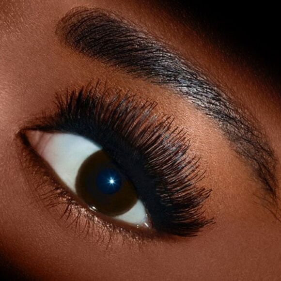 MAC Seductress Lashes - Picture 4 of 8